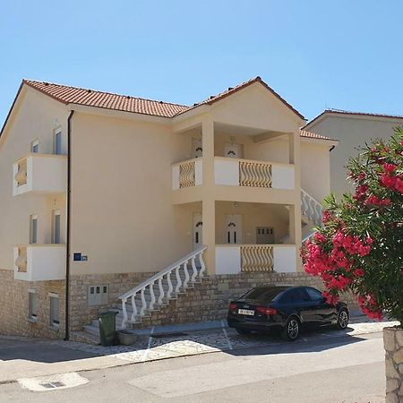 Apartments Mislav Novalja Zewnętrze zdjęcie