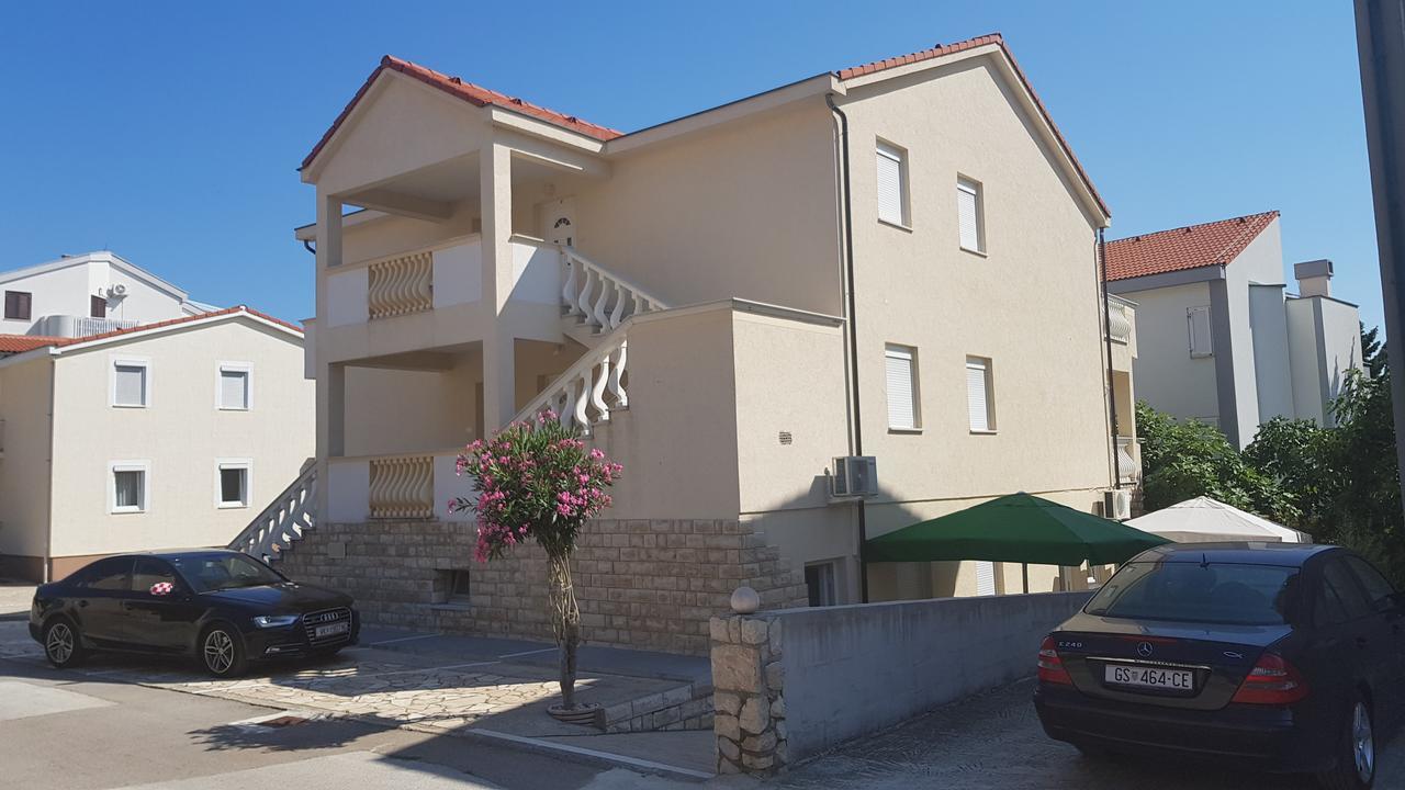 Apartments Mislav Novalja Zewnętrze zdjęcie