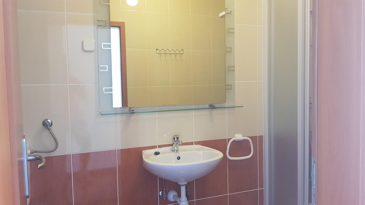 Apartments Mislav Novalja Zewnętrze zdjęcie