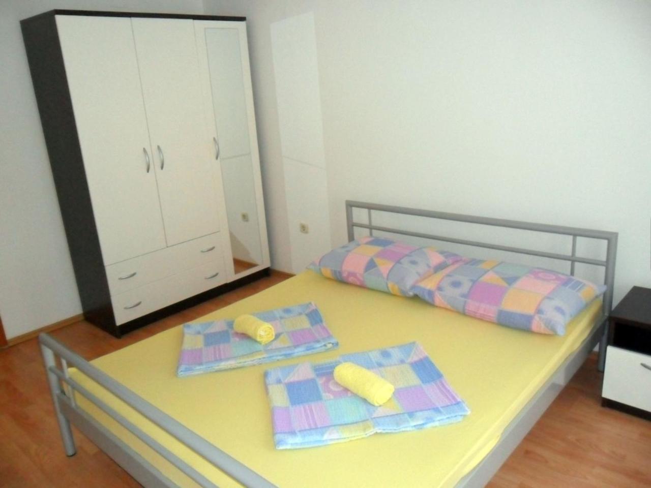 Apartments Mislav Novalja Zewnętrze zdjęcie
