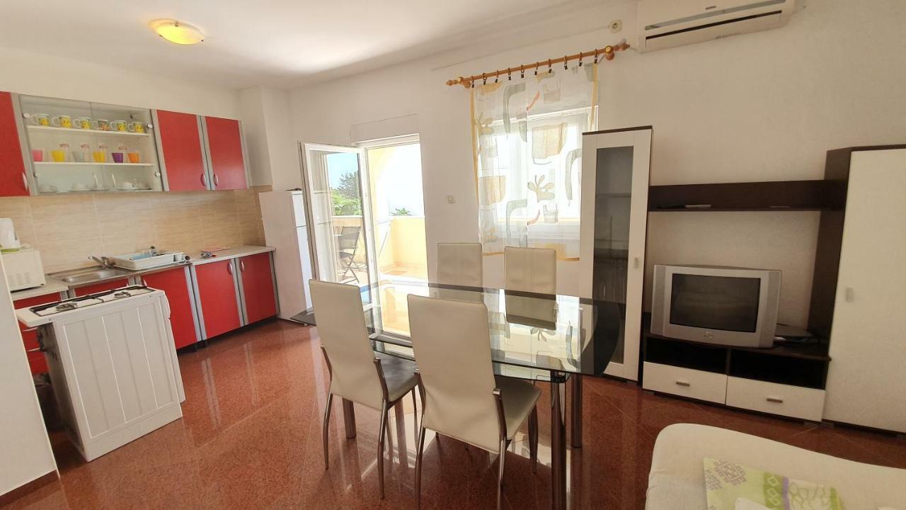 Apartments Mislav Novalja Zewnętrze zdjęcie