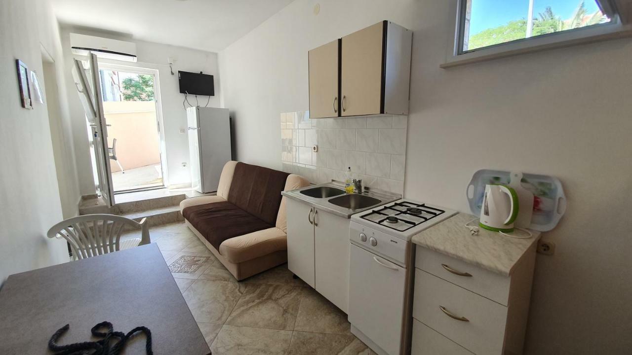 Apartments Mislav Novalja Zewnętrze zdjęcie
